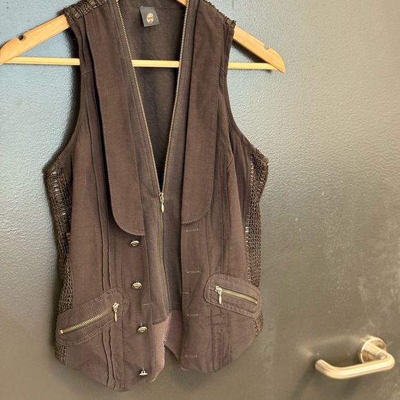 Eva Kayan size 38 EUC mint condition designer
Military vibe multi material vest - Picture 3 of 16